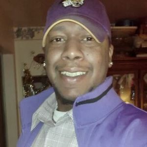 Meet your Posher, Kenyon